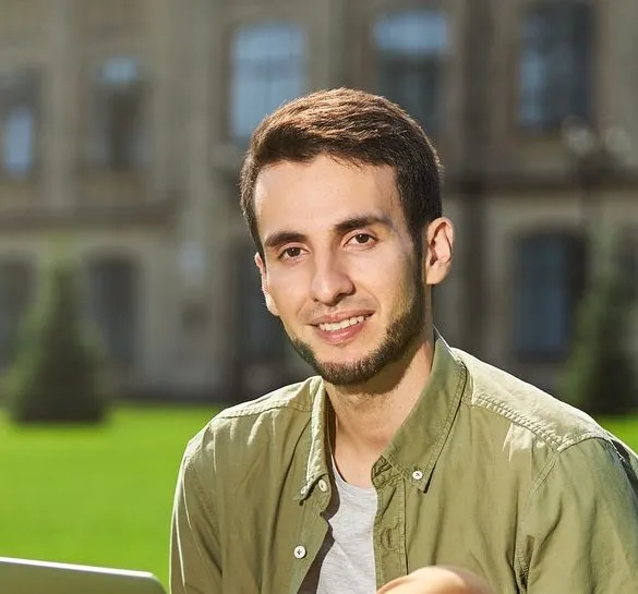 Carlos M